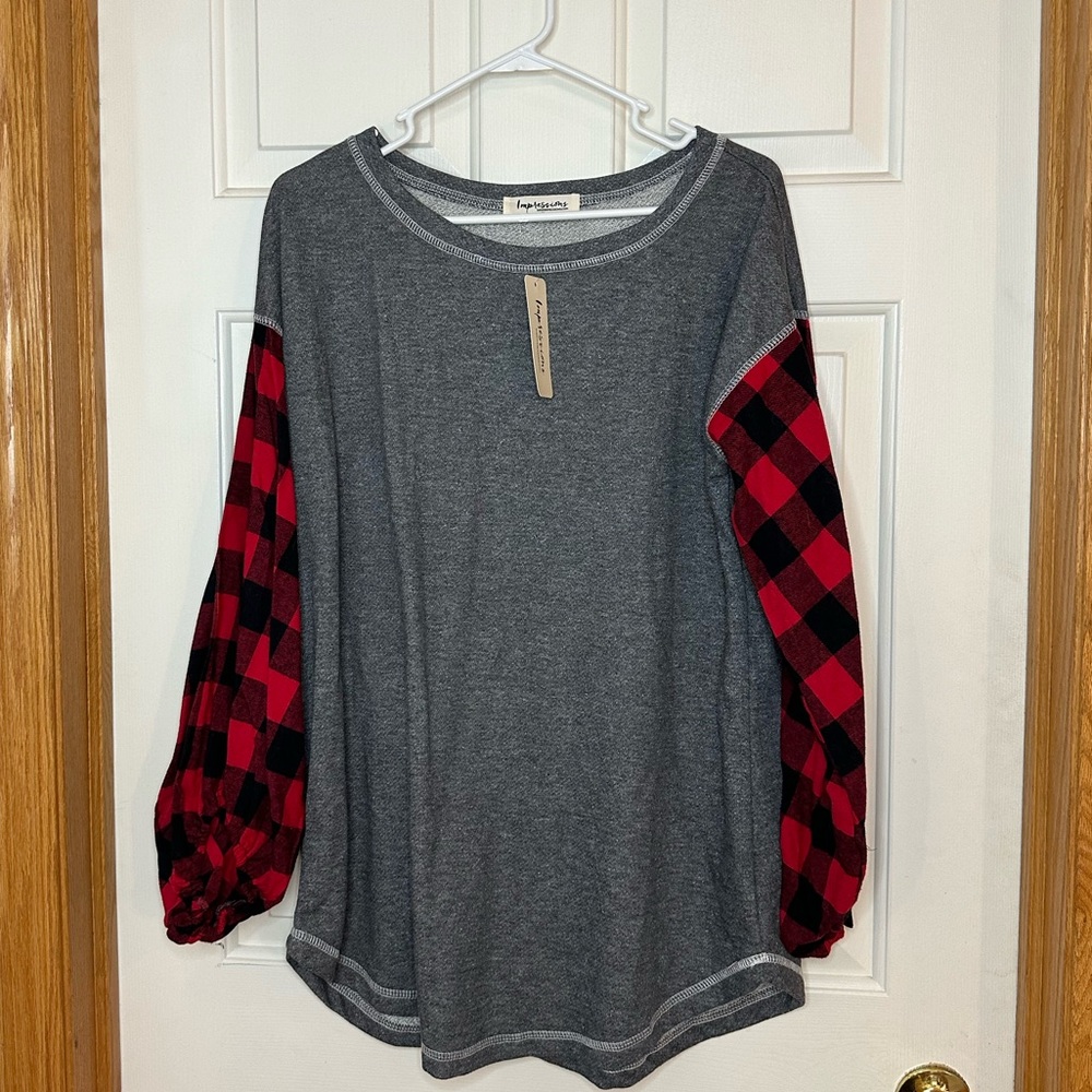 Impressions Gray Sweater with Buffalo Check Sleeves XL